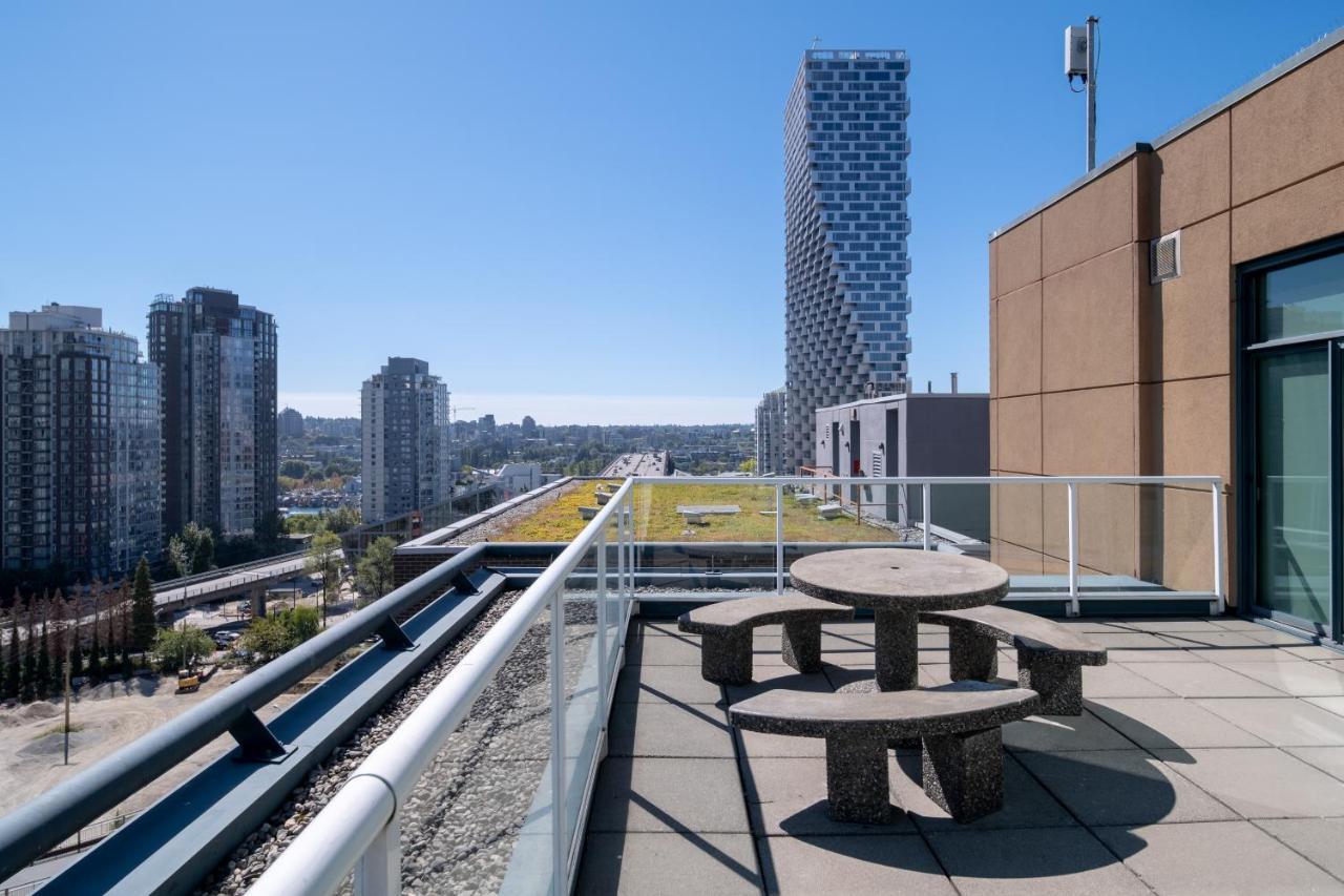 Grand Park Hotel & Suites Downtown Vancouver Exterior foto